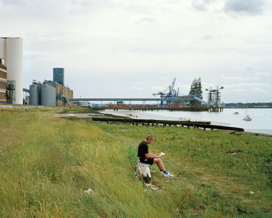 Chloe_Dewe_Mathews_Thames_Log_12