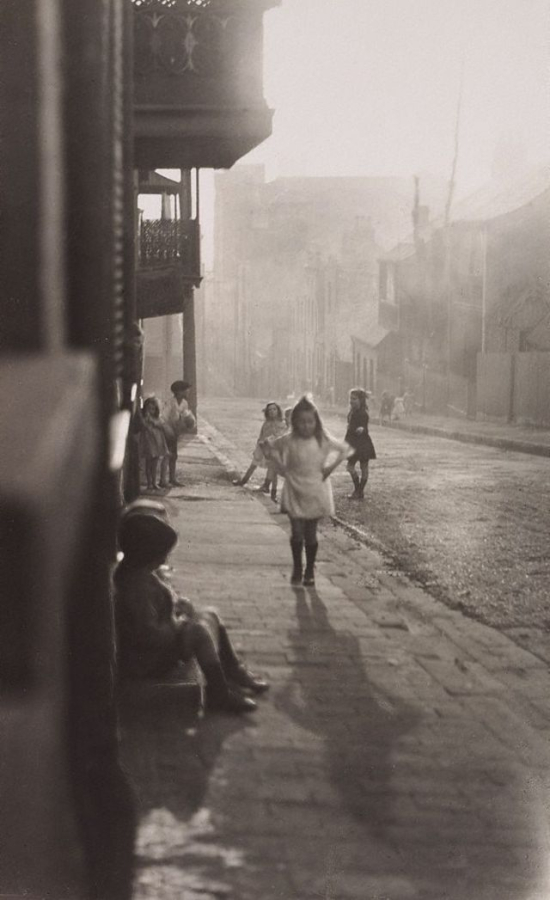 Australia-harold-cazneaux-22