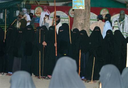 PAKISTAN_-_0331_-_Aziz