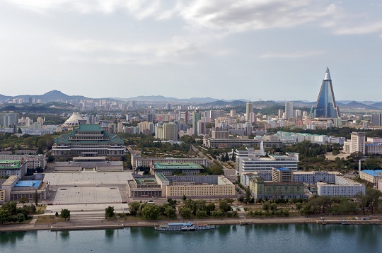 Ryugyong_40f94dc3e3_b