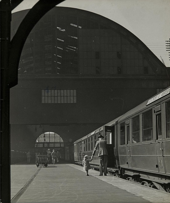 King's cross, 1941