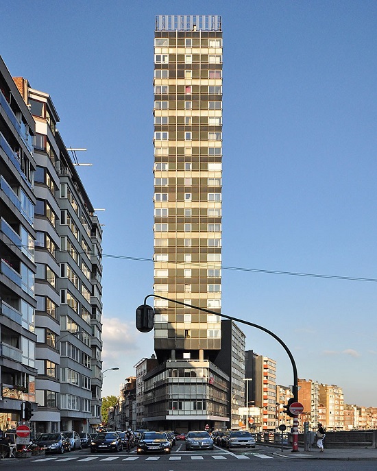 Thin skyscraper, Liège, Belgium, 2011