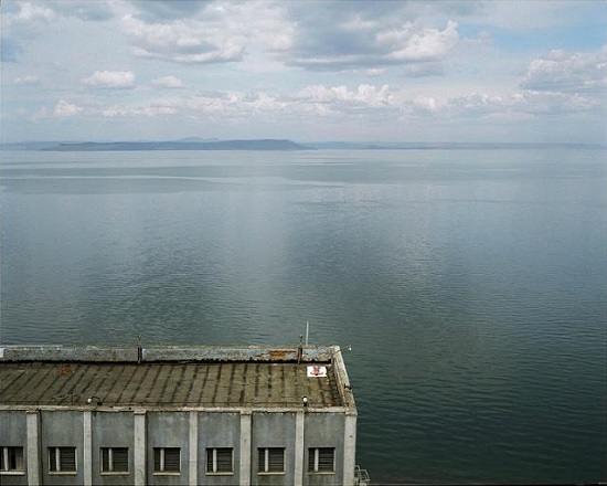 Alexander-gronsky-less-than-one-russian-sea