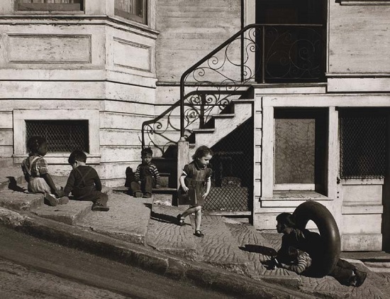 Yavno-sf-childrenplaying Yavno-sf-childrenplaying
