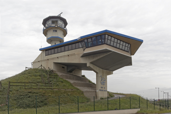 Eric-tabuchi_architecture_Brutalism_FranceAtlas-of-forms_04