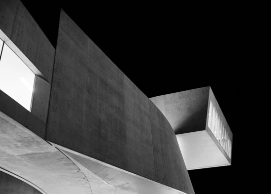 MAXXI-Diptychon_Zaha-Hadid_Helene-Binet
