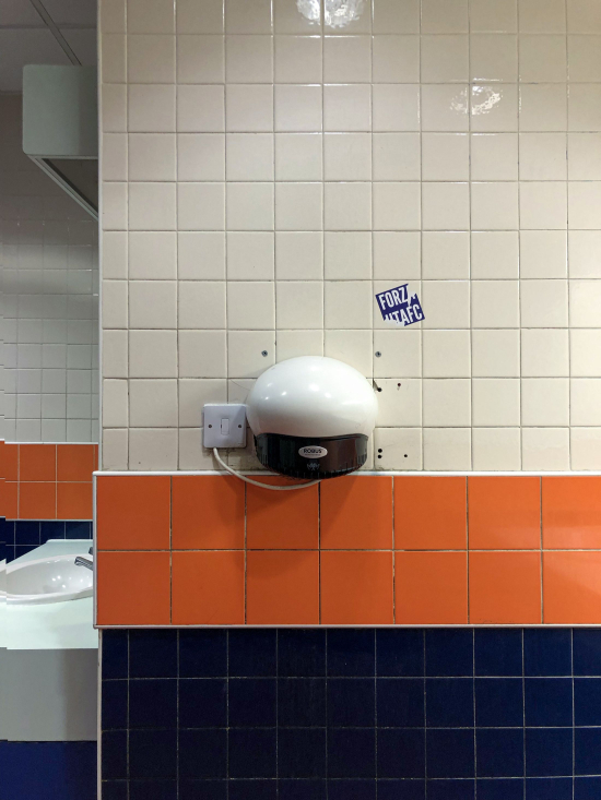 Hand-dryers3