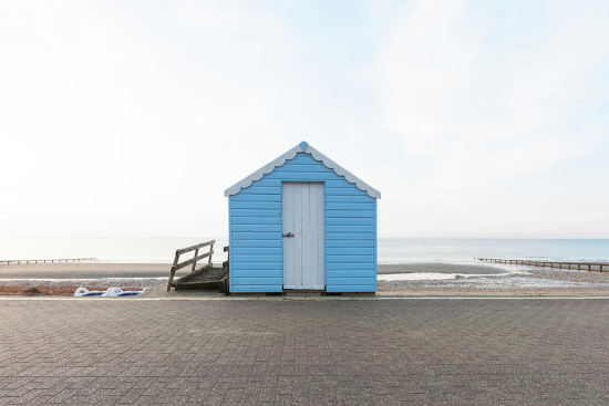 Shanklin-beach-hut-stuart-allen