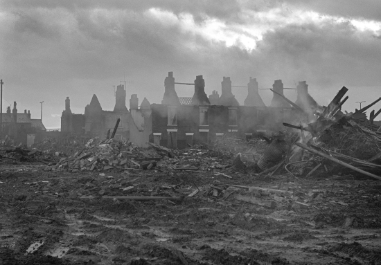 129C-Ruins-of-demolished-houses-Carlton-Str-4-Nov-1977-by-Alec-Gill-CLEANED