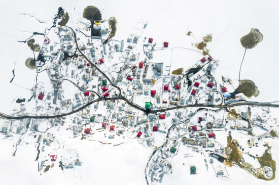 Drone-village-under-snow_h-seyin-karahan