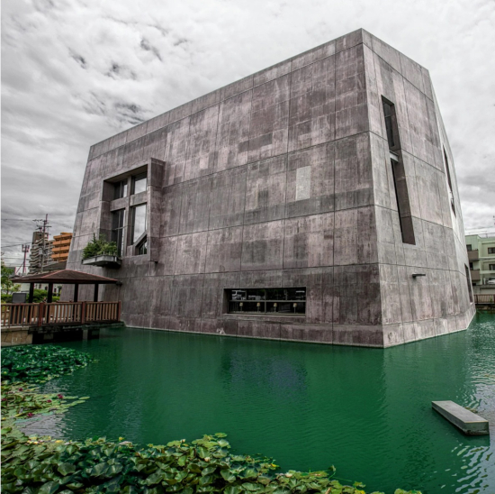 Brutalist-japan10